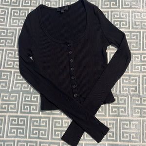 New The Range Alloy Rib Cropped Button Sweater Top in black, Small